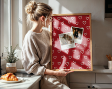 Polaroid Fotoğraflı Aşk Temalı Kişiye Özel Çerçeveli Poster