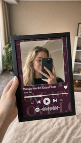 Spotify Makyaj Tablosu Dünya’nın En Güzel Kızı Aynası