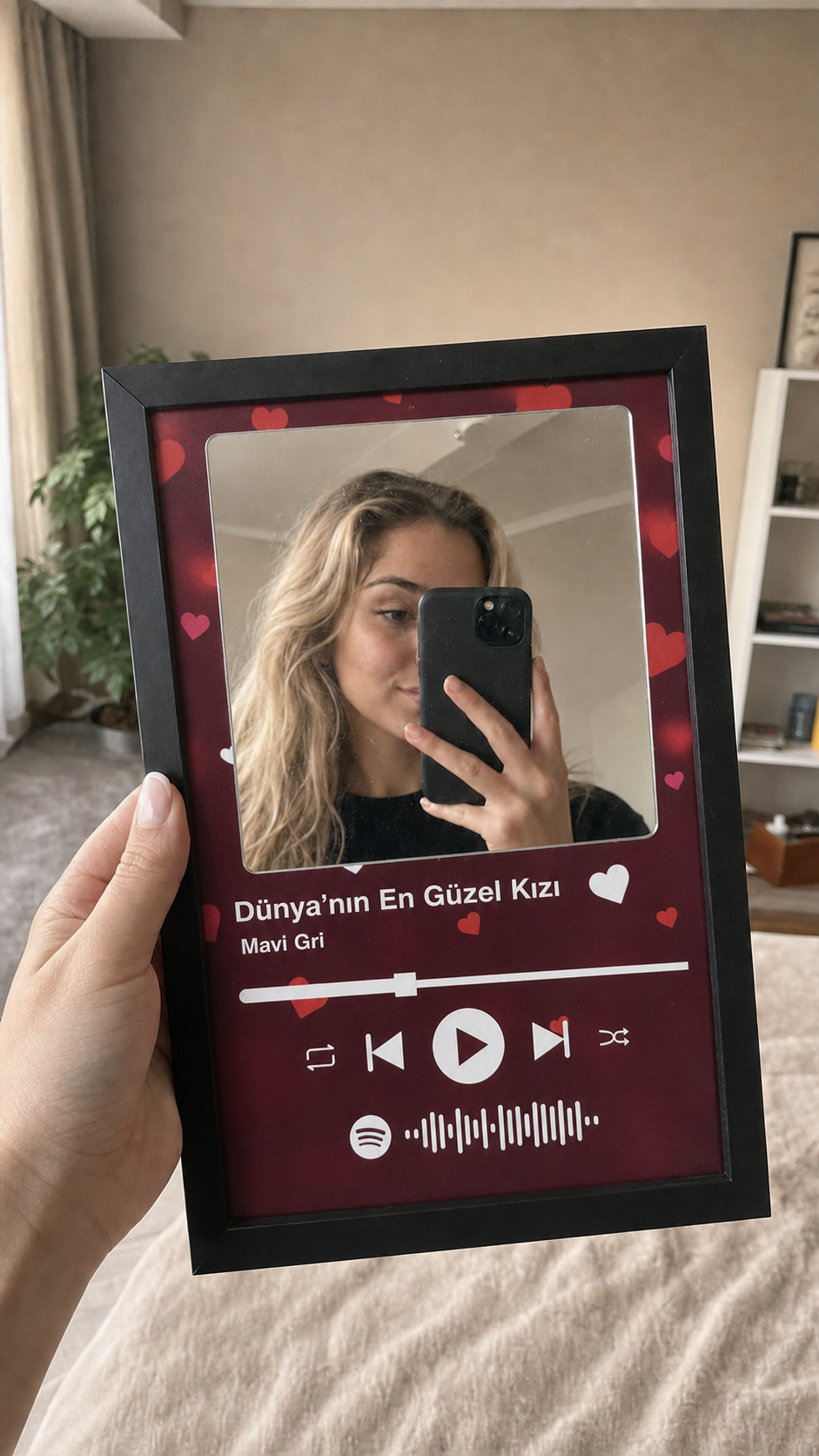Spotify Makyaj Tablosu Dünya’nın En Güzel Kızı Aynası